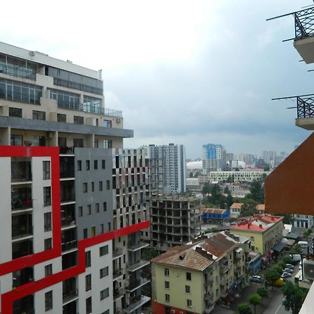 Chemi Saxli Apartment Batumi Bagian luar foto
