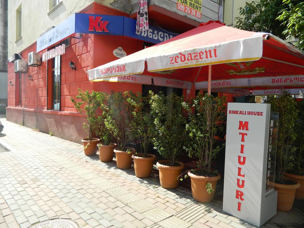 Chemi Saxli Apartment Batumi Bagian luar foto
