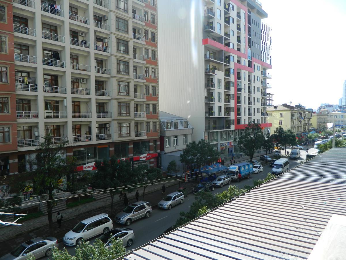 Chemi Saxli Apartment Batumi Bagian luar foto