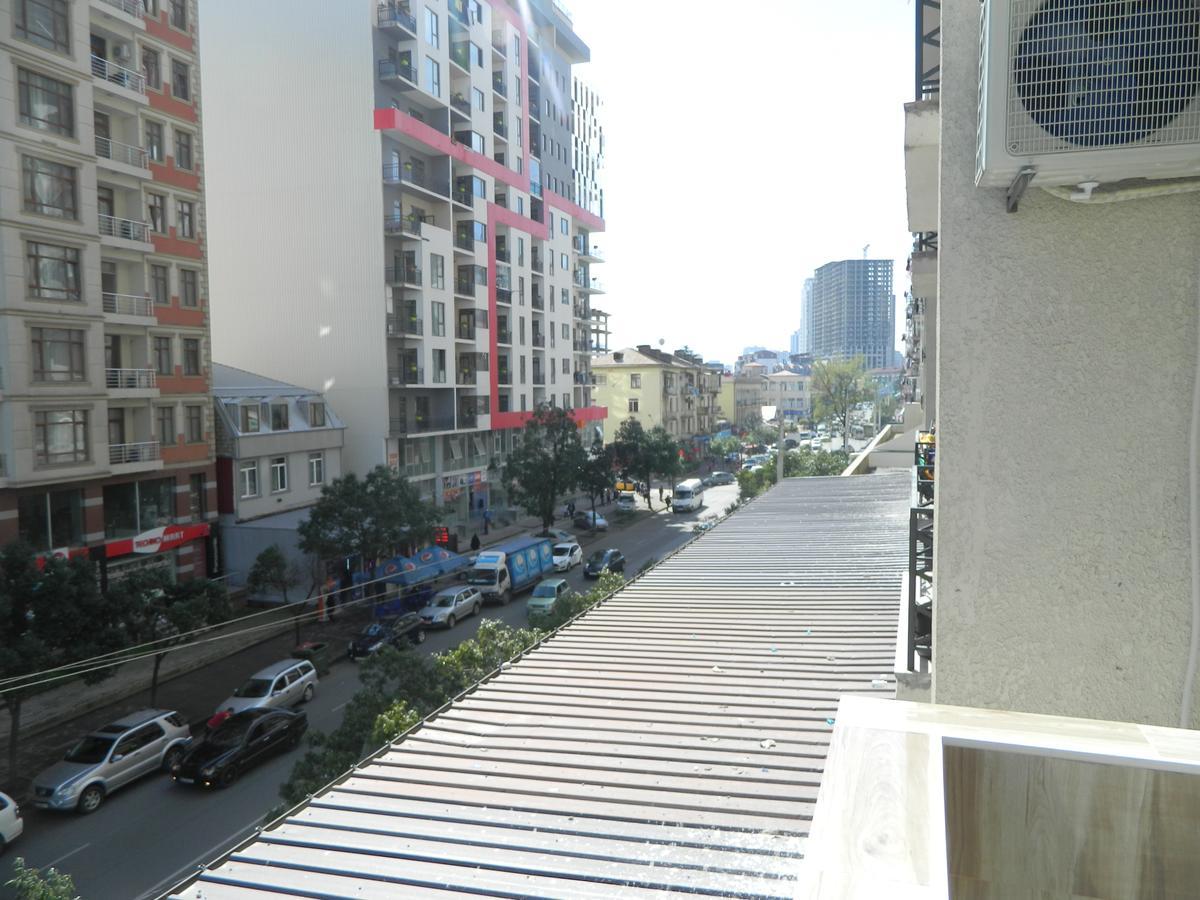 Chemi Saxli Apartment Batumi Bagian luar foto