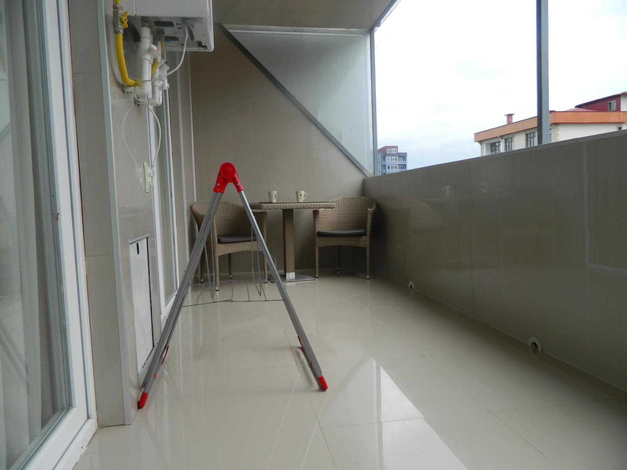 Chemi Saxli Apartment Batumi Bagian luar foto